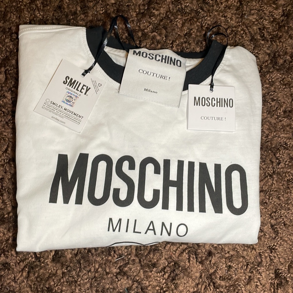 Moschino Culture Milano Tee Size Medium Brand New Authentic